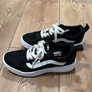 Vans Classic Black and White Lace-Up Shoes Boys